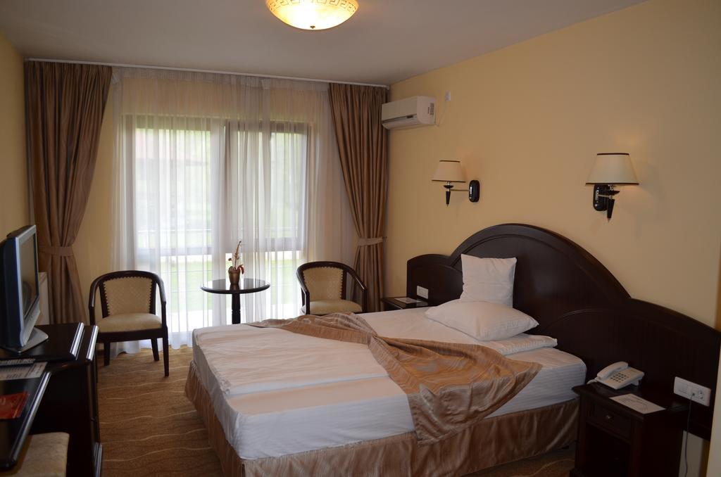 Hotel Astoria Alba Iulia Room photo